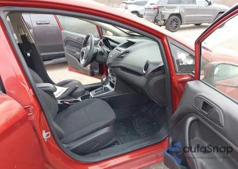 2018 Ford Fiesta Se z USA, uszkodzony, nr VIN 3FADP4BJ7JM104032